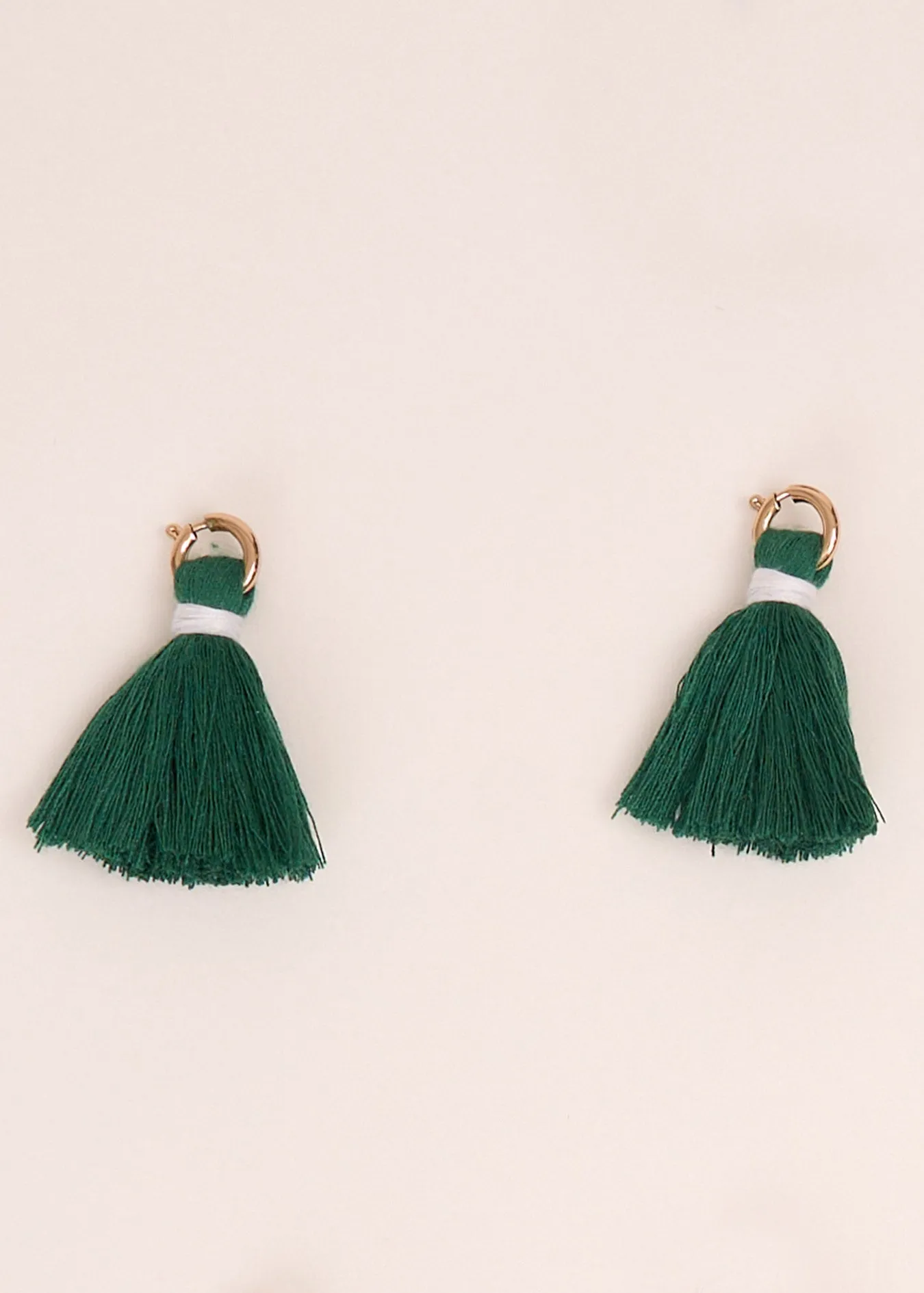 Green Game Day Tassel Set