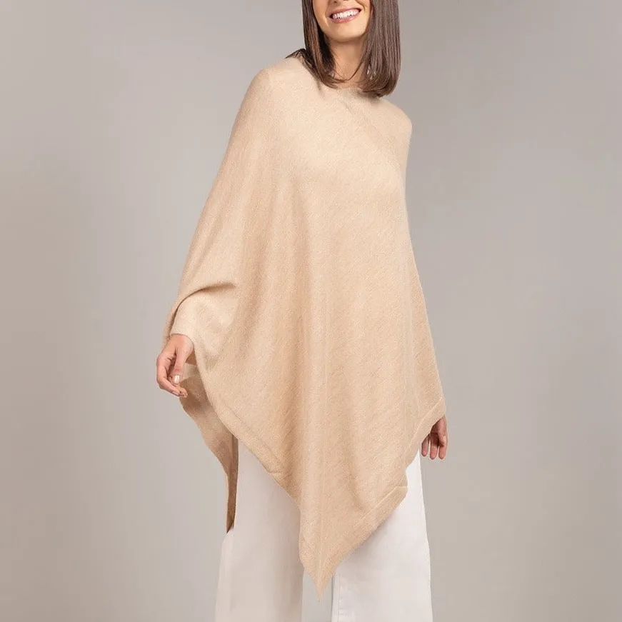 Kuna Almendra Poncho