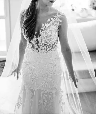 Rosalia Leaf Lace Wedding Gown All Sizes